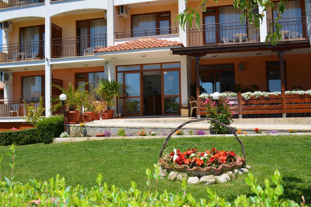 Hotel Genada Свети-Влас Экстерьер фото
