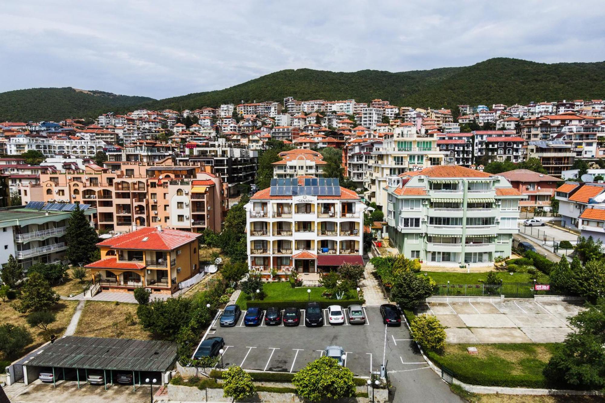 Hotel Genada Свети-Влас Экстерьер фото