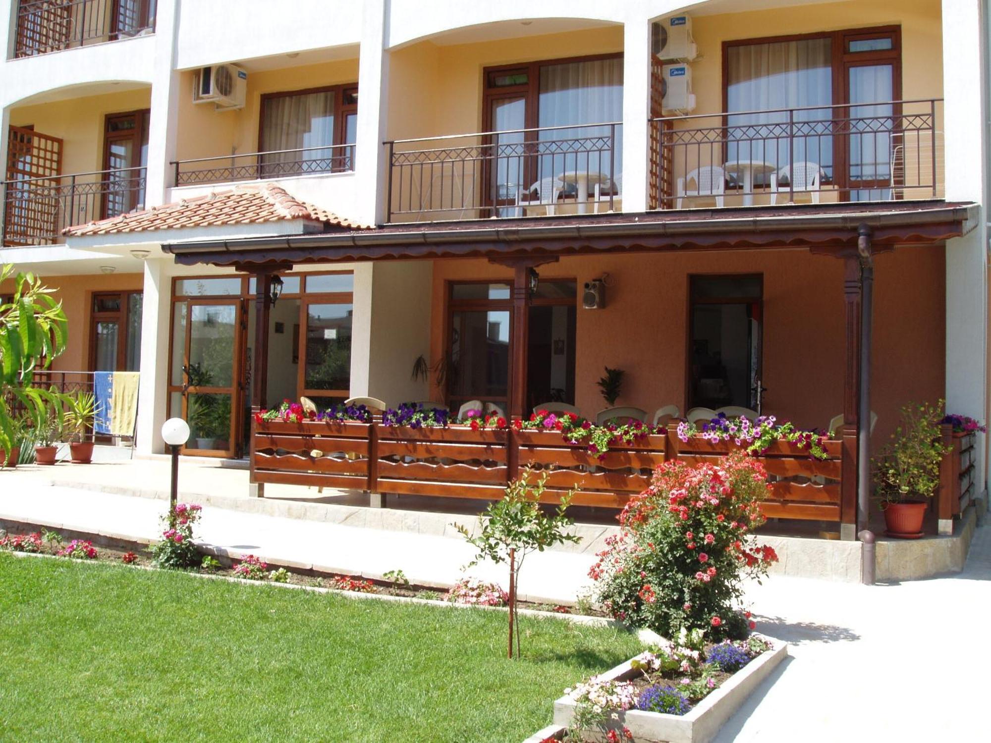 Hotel Genada Свети-Влас Экстерьер фото