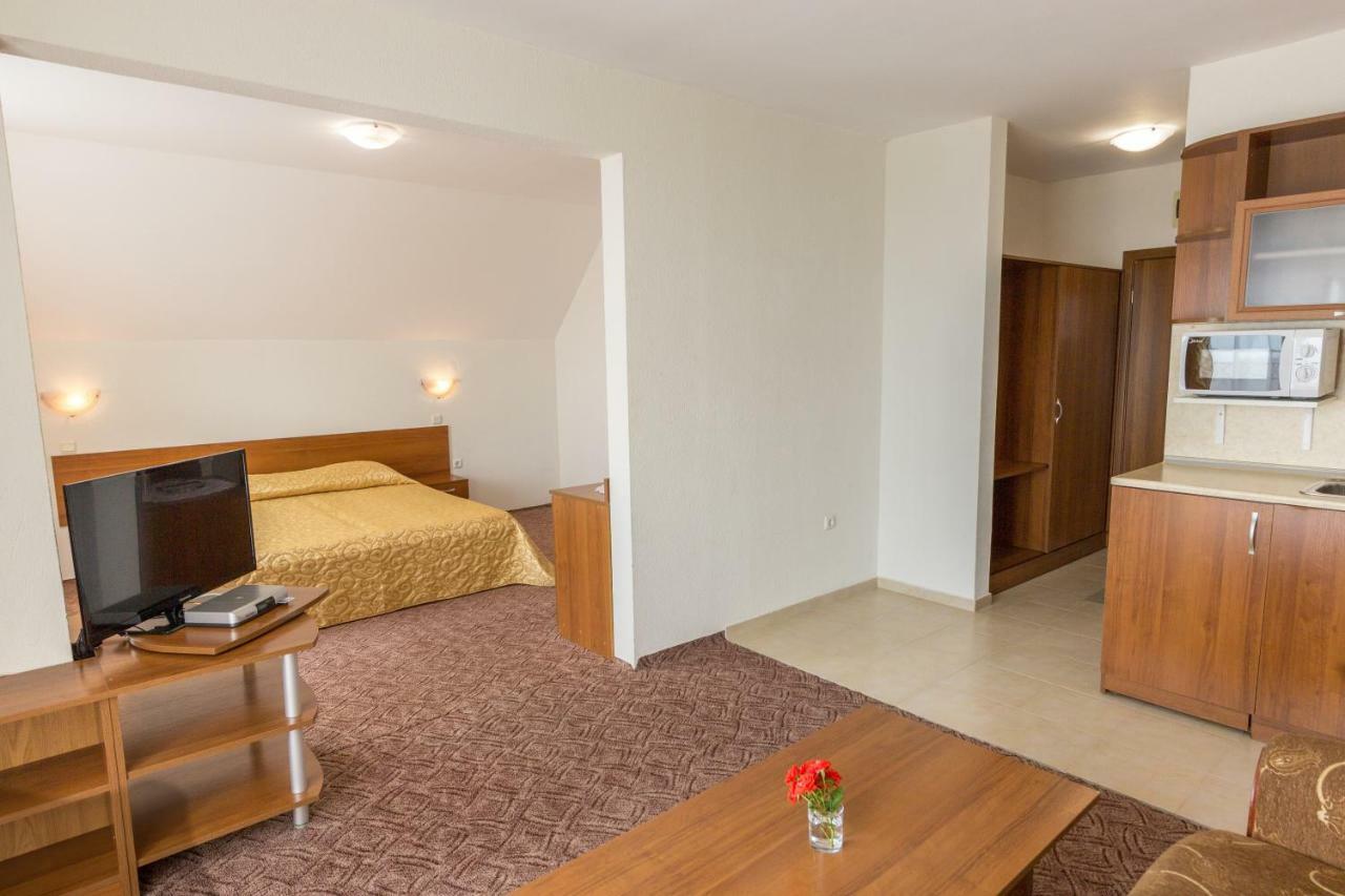 Hotel Genada Свети-Влас Экстерьер фото
