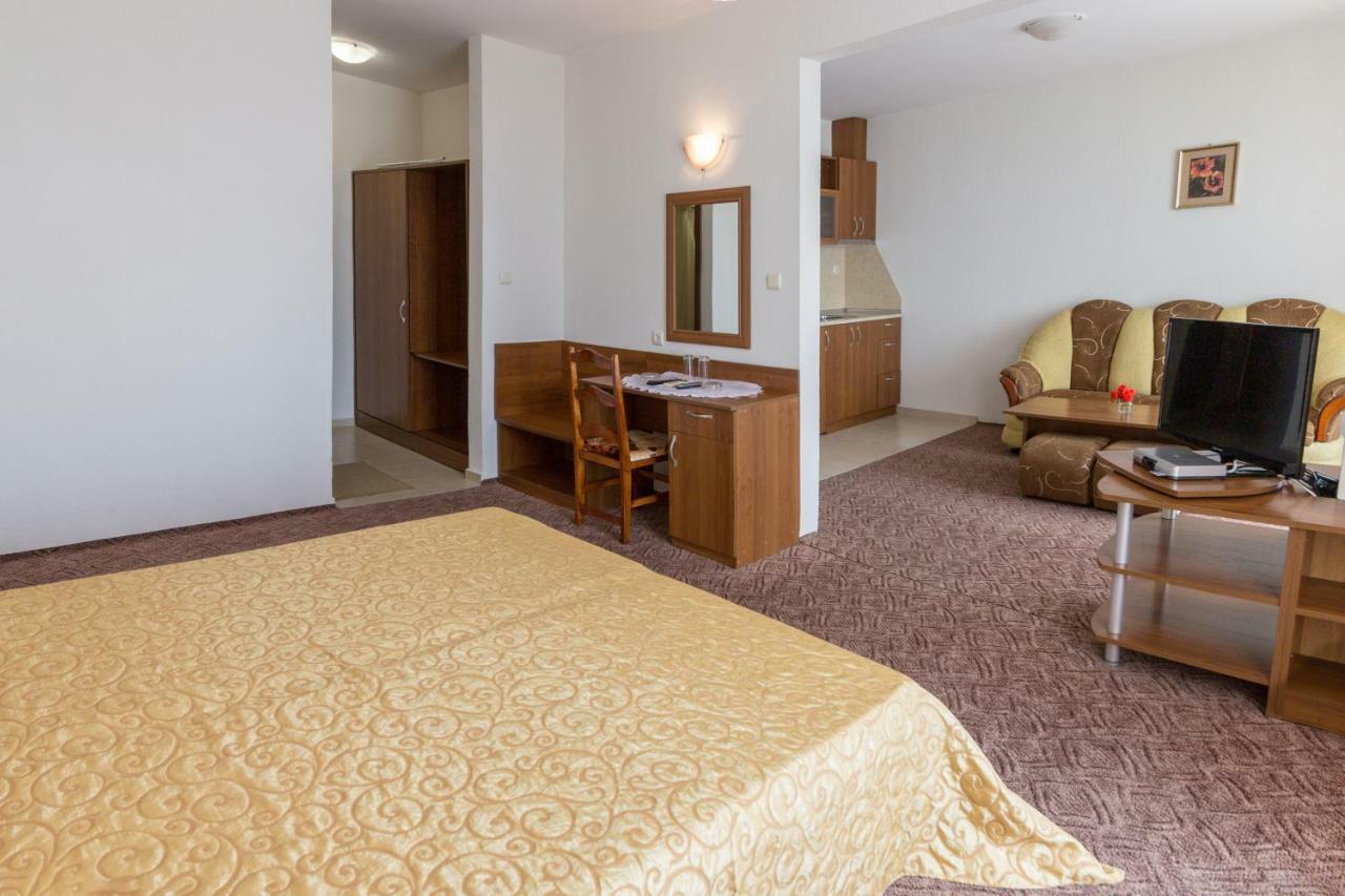 Hotel Genada Свети-Влас Экстерьер фото