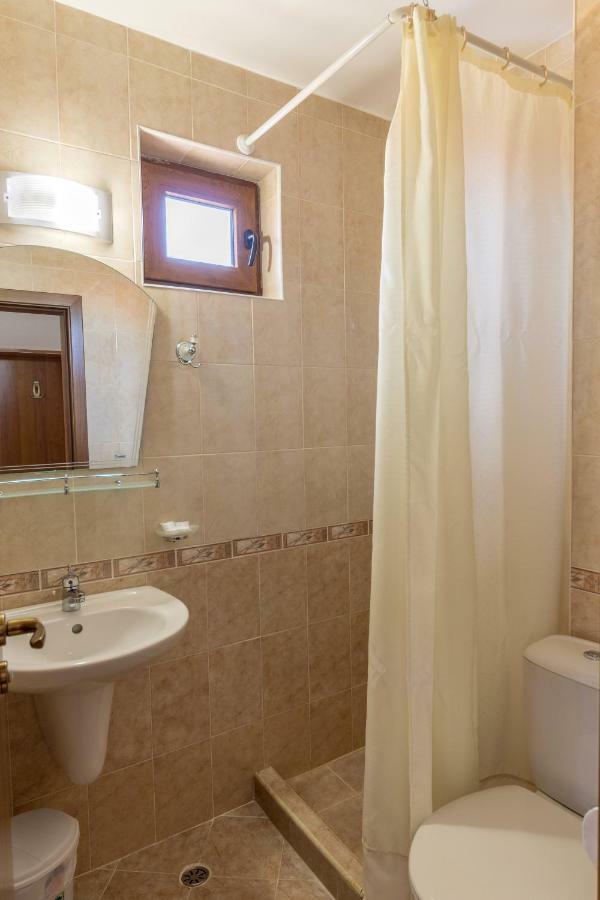 Hotel Genada Свети-Влас Экстерьер фото